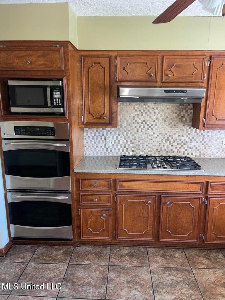 162 Pecania Drive Property Photo 13