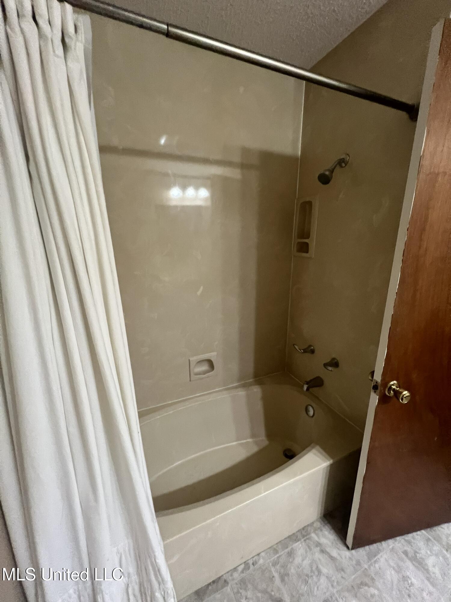 162 Pecania Drive Property Photo 23