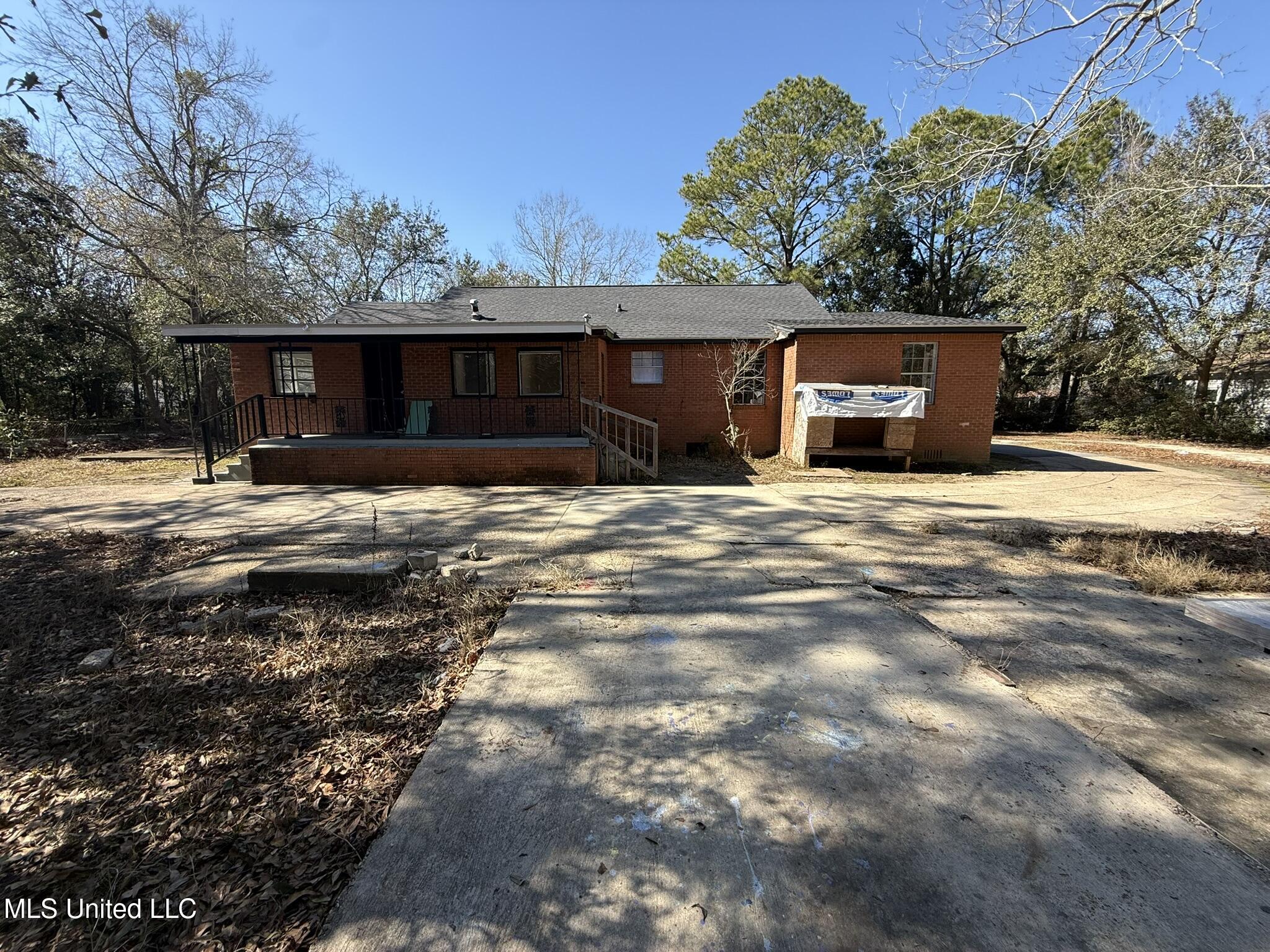 8356 Louisiana Avenue Property Photo 5