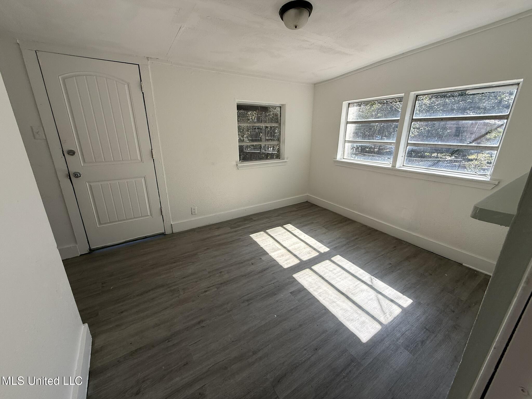 8356 Louisiana Avenue Property Photo 15