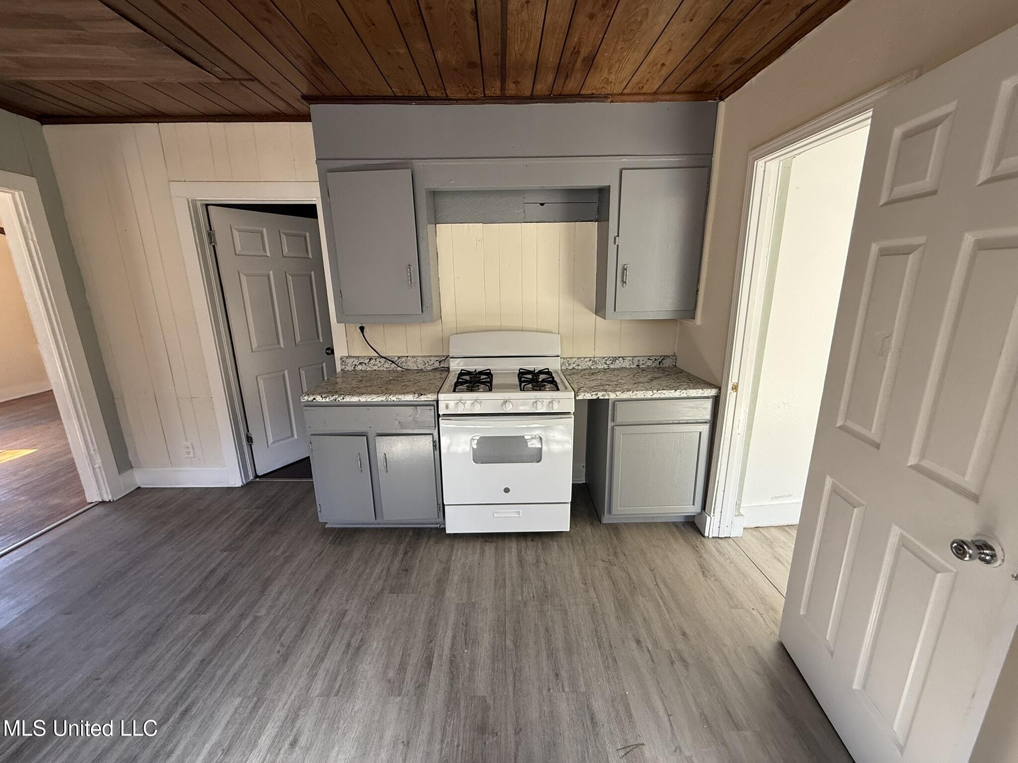 8356 Louisiana Avenue Property Photo 19