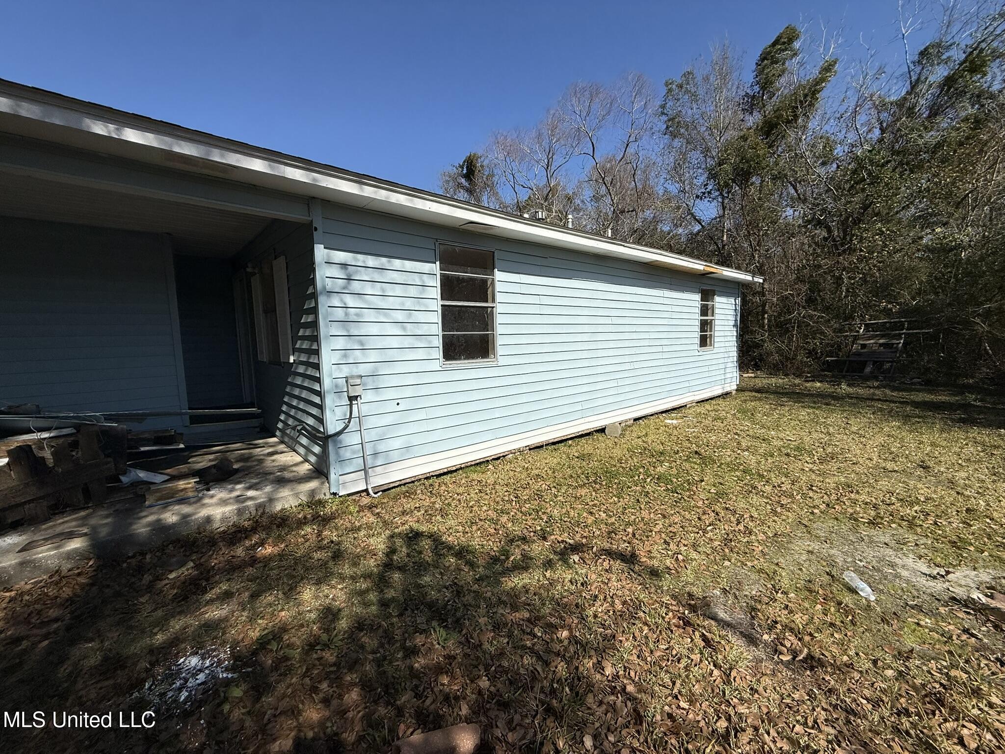 2519 29th Avenue Property Photo 2