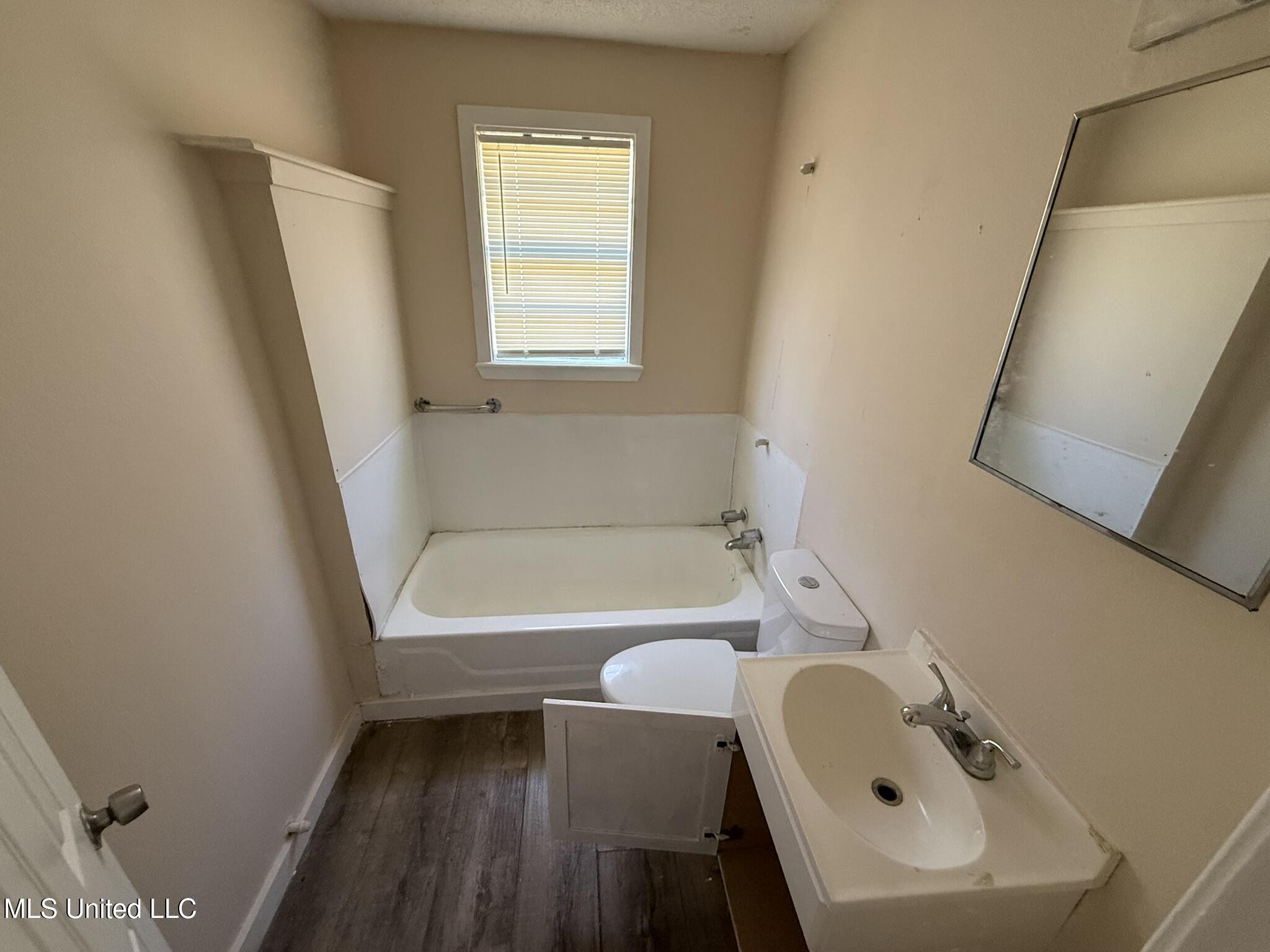 2519 29th Avenue Property Photo 9