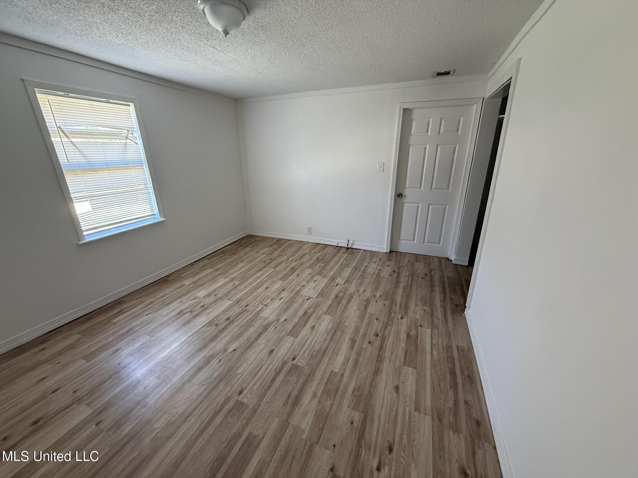 2519 29th Avenue Property Photo 10