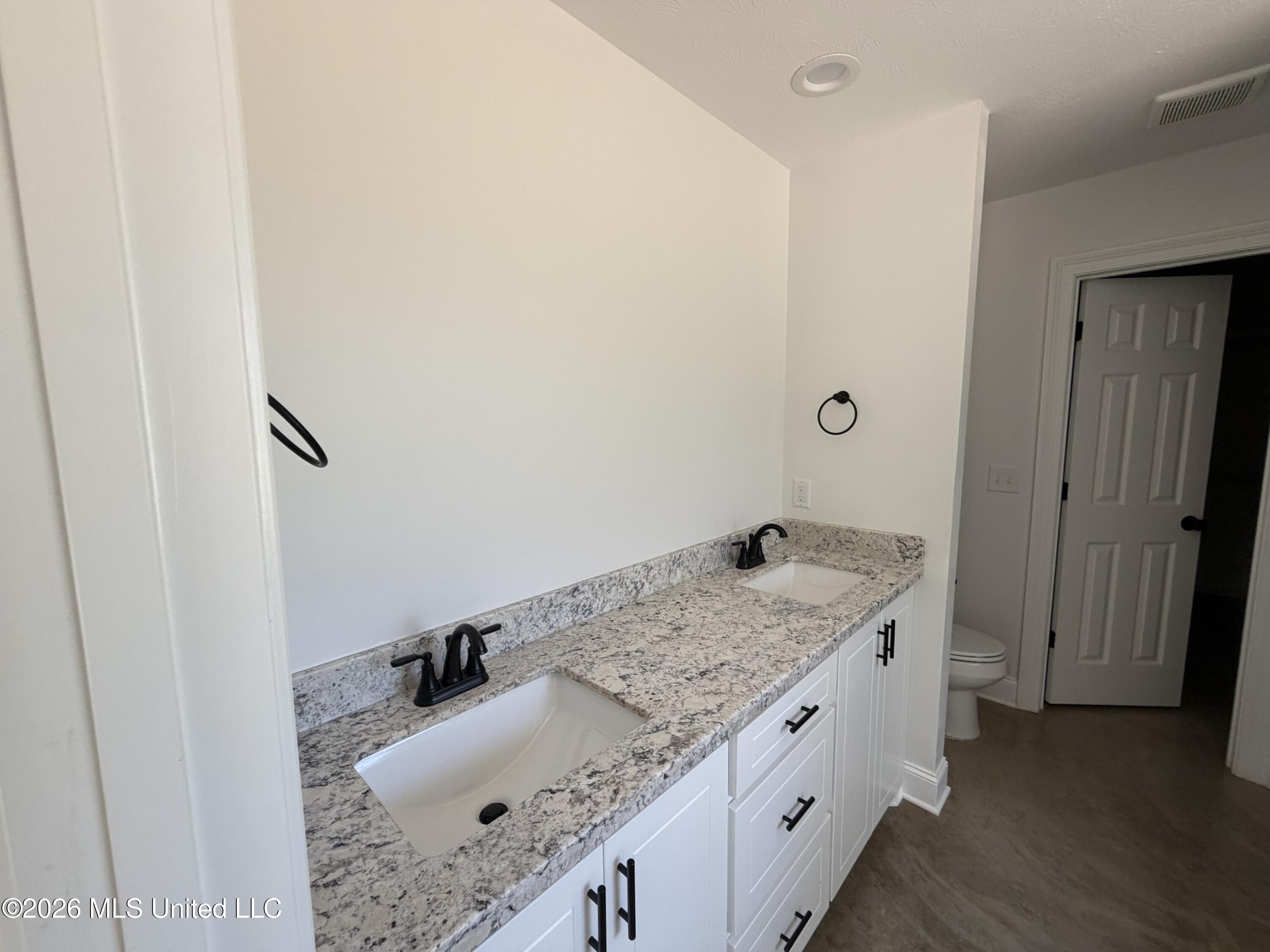594 Mt Zion Road Property Photo 11
