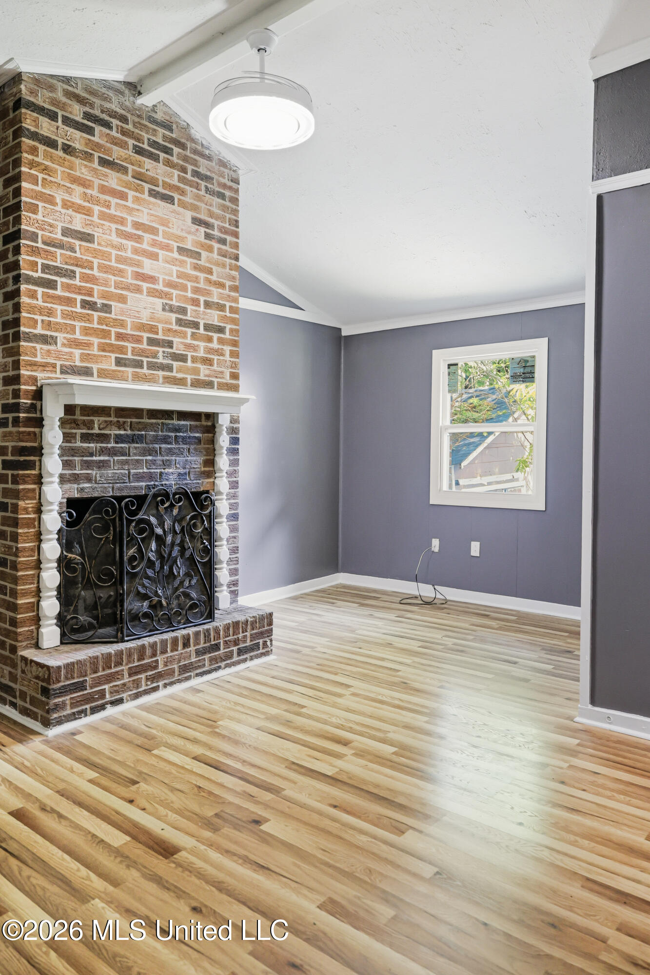 333 Bon Air Street Property Photo 5