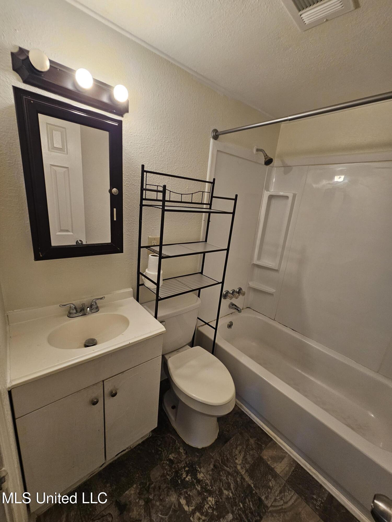 263 Mcdonnell Avenue Property Photo 22