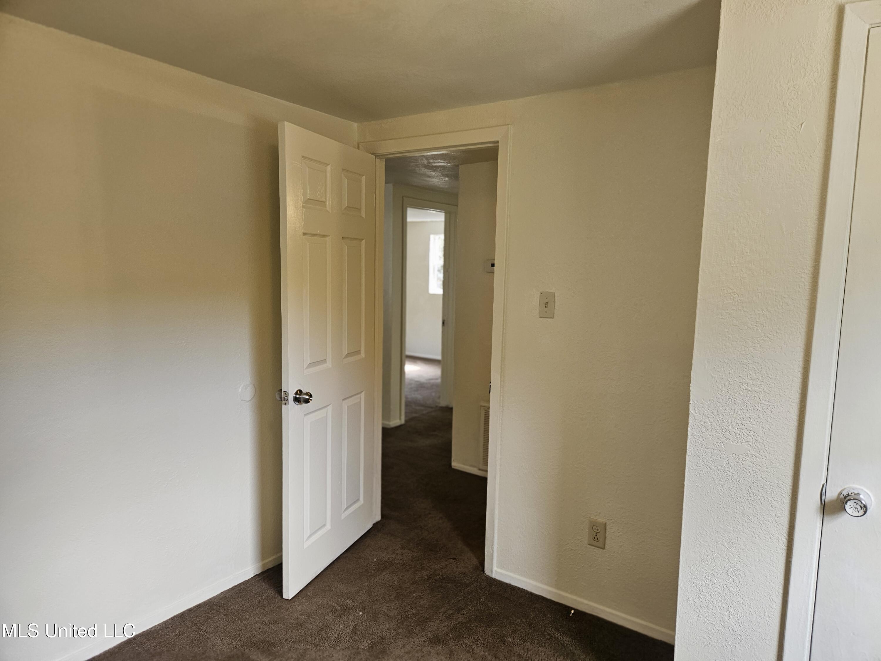 263 Mcdonnell Avenue Property Photo 26