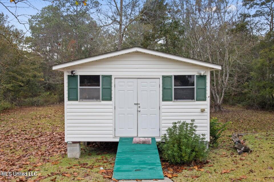 103 Red Wing Cove Property Photo 24