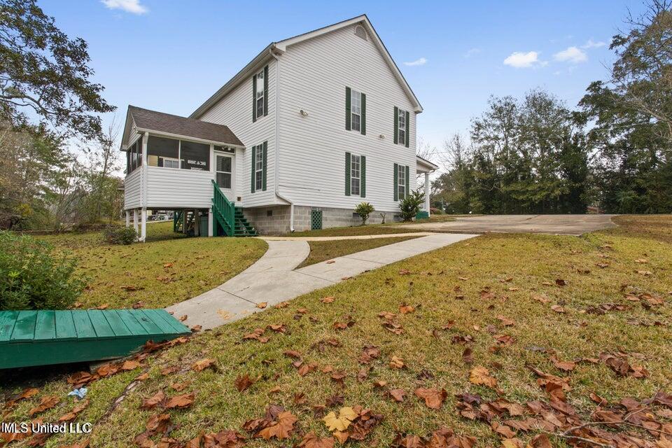 103 Red Wing Cove Property Photo 25