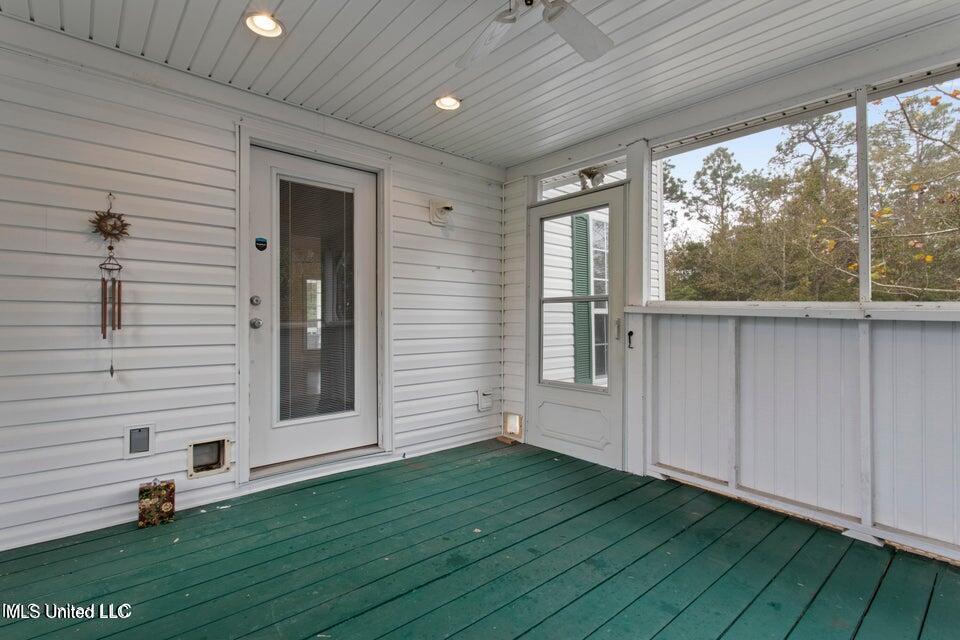 103 Red Wing Cove Property Photo 27
