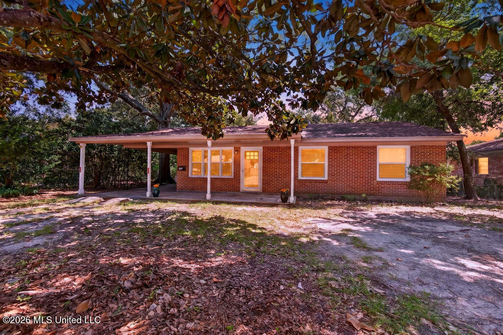 2306 Curcor Drive Property Photo 2