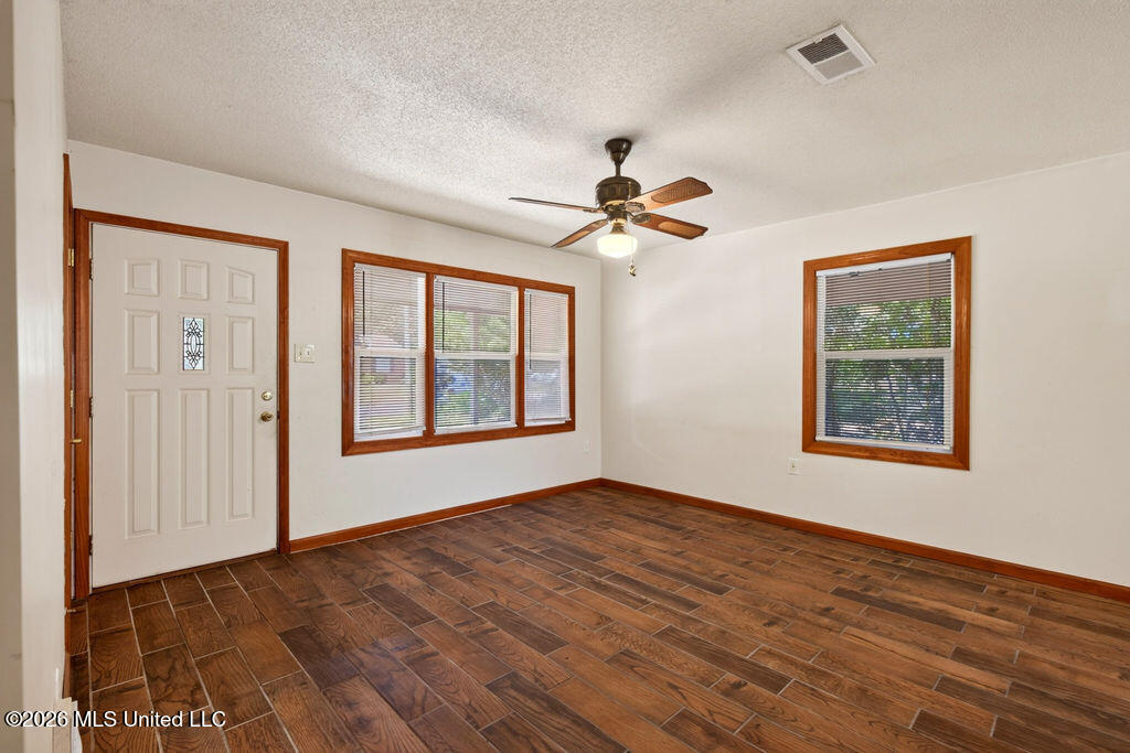2306 Curcor Drive Property Photo 10