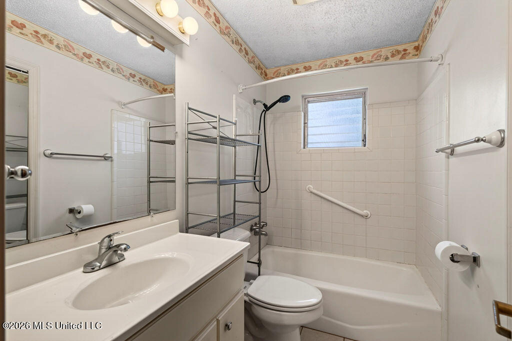 2306 Curcor Drive Property Photo 21