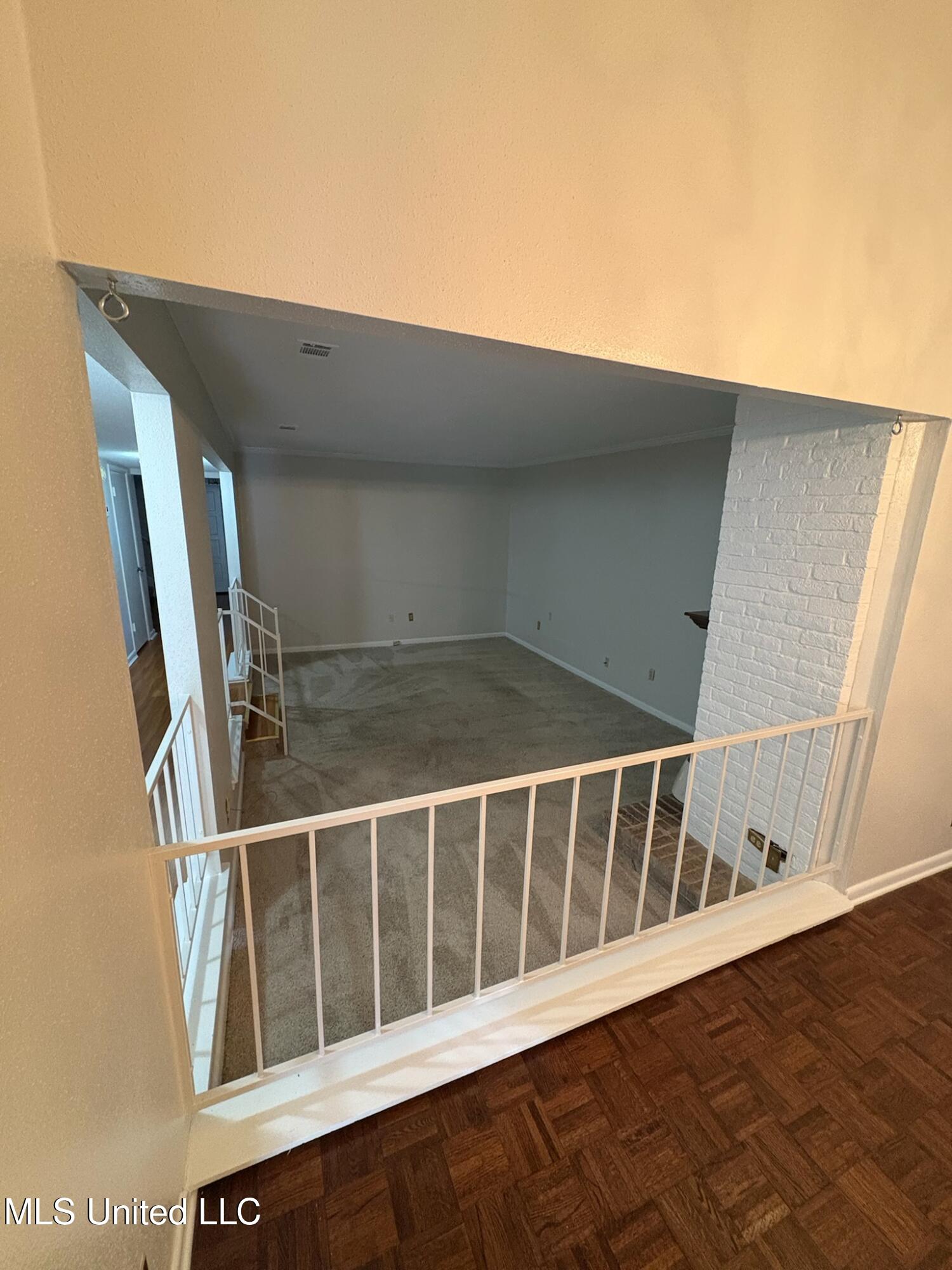 5125 Old Canton Road Property Photo 8