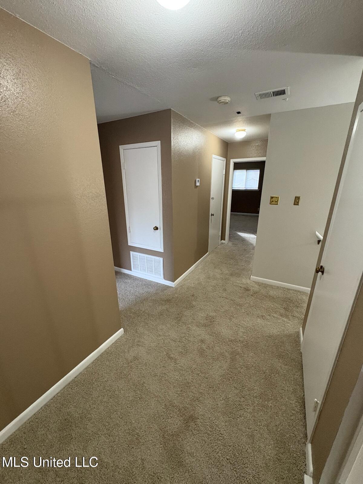 5125 Old Canton Road Property Photo 15
