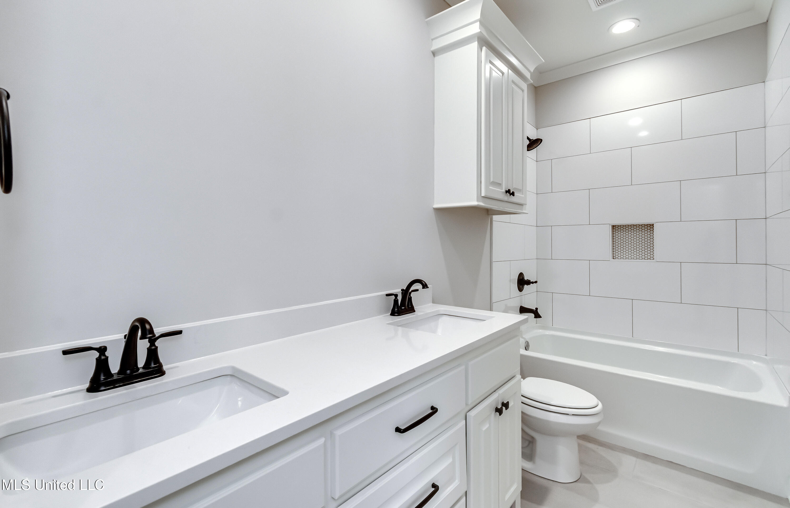124 Grayson Way Property Photo 40