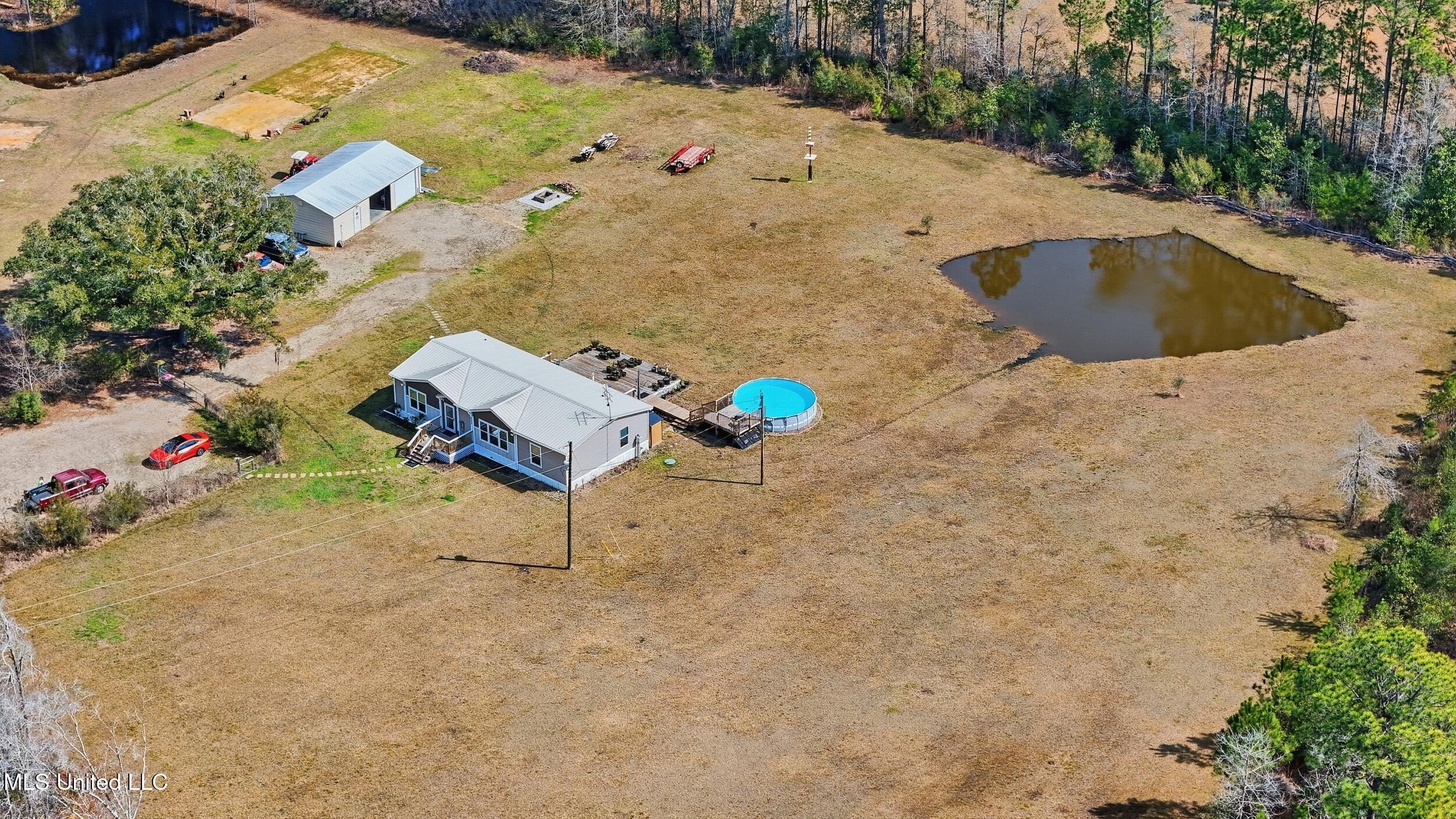 9302 Seaman Road Property Photo 5
