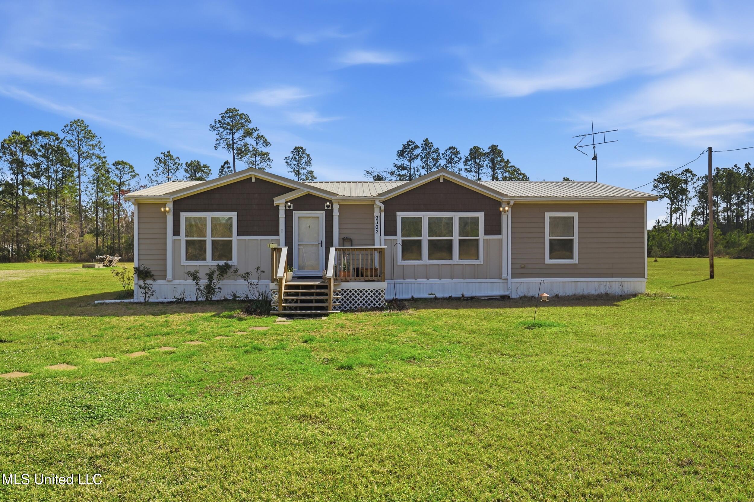 9302 Seaman Road Property Photo 16