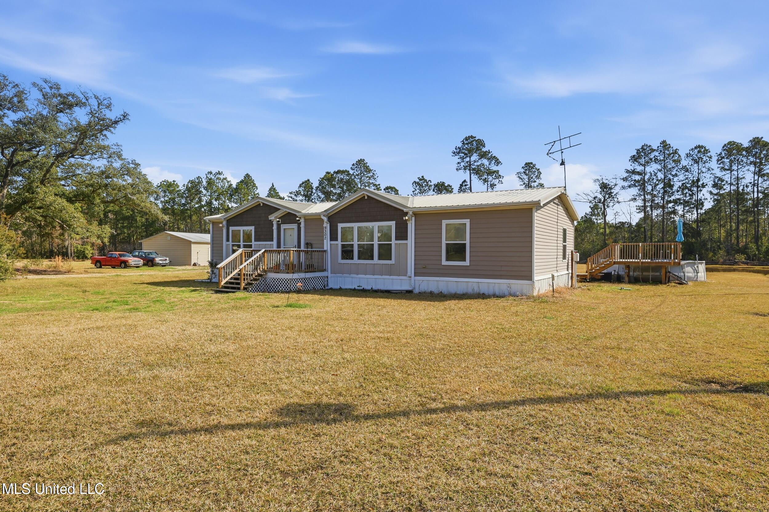 9302 Seaman Road Property Photo 17