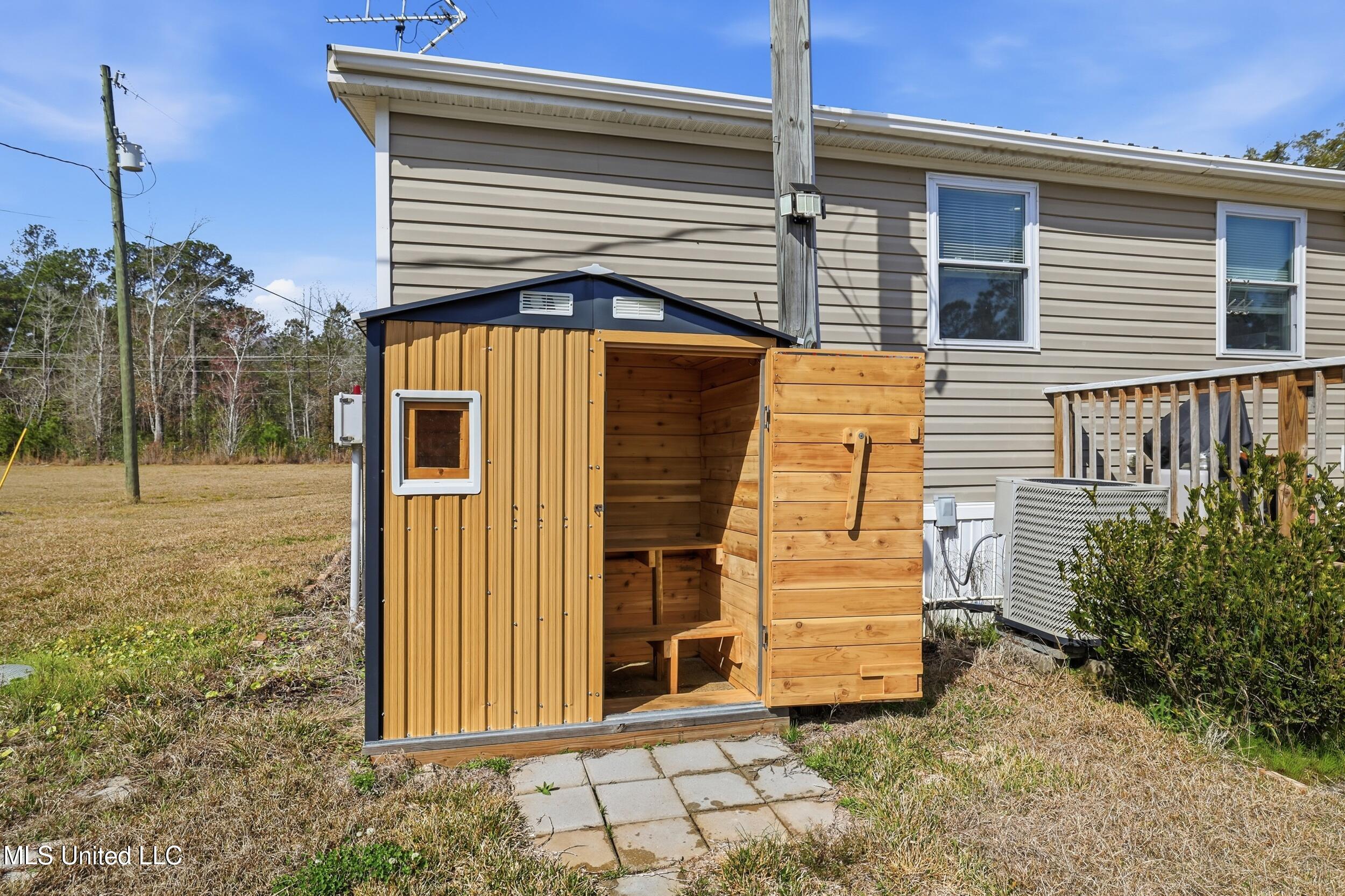 9302 Seaman Road Property Photo 21