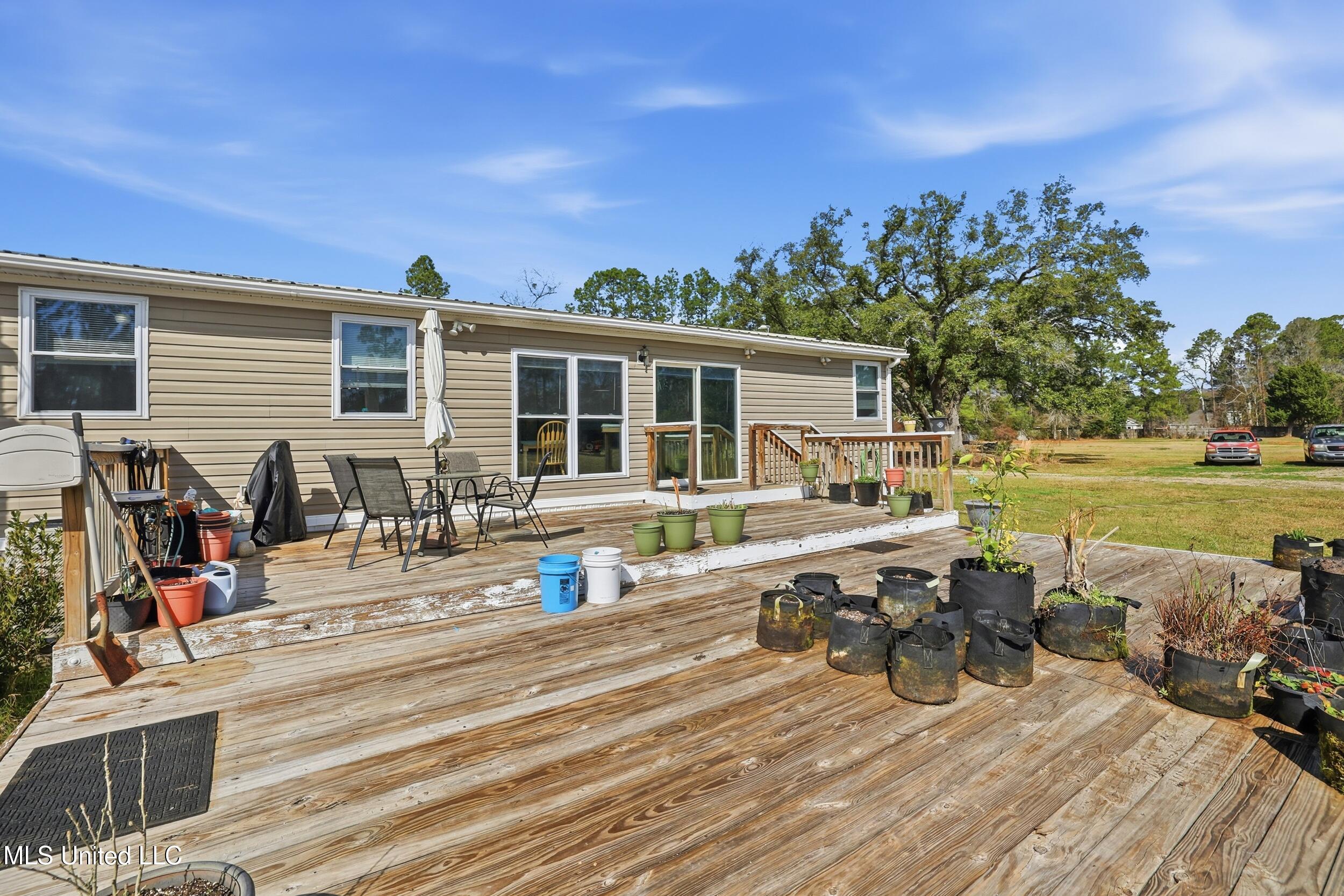 9302 Seaman Road Property Photo 24