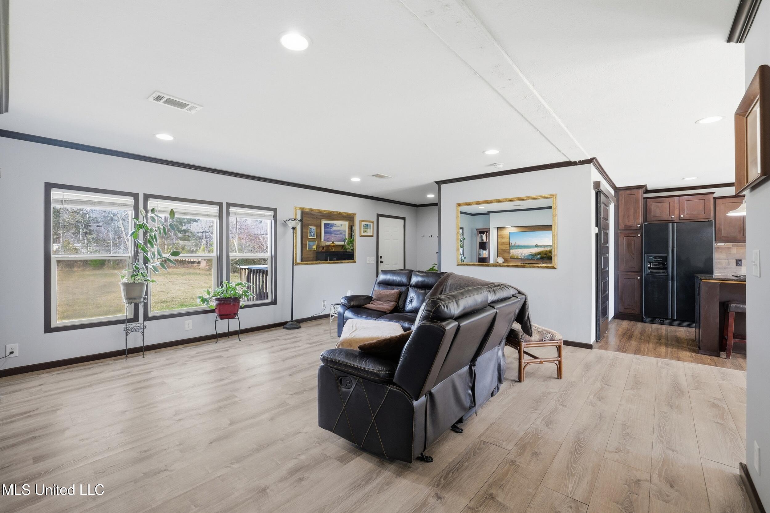9302 Seaman Road Property Photo 36