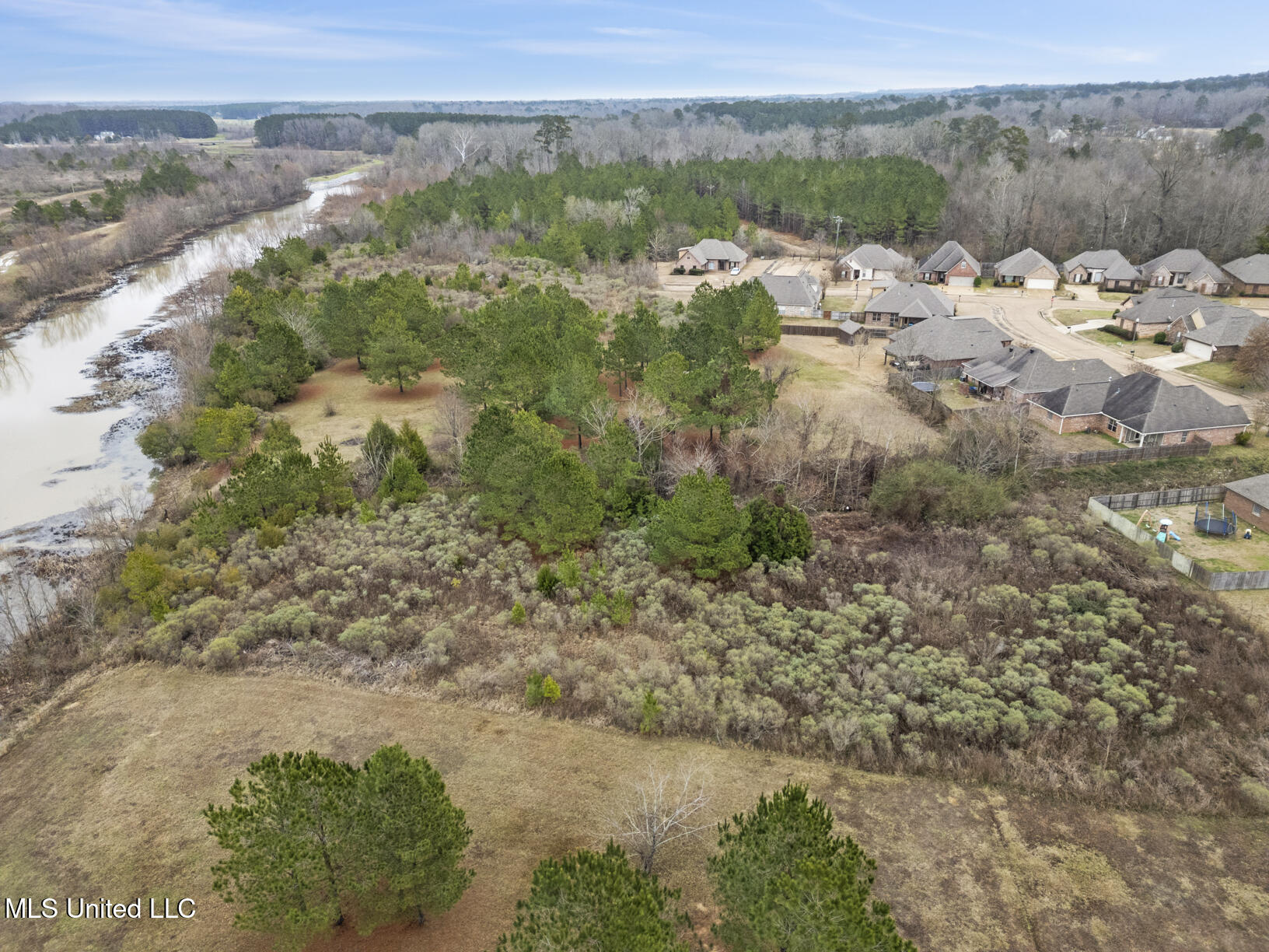 002 Stonebridge Property Photo 6