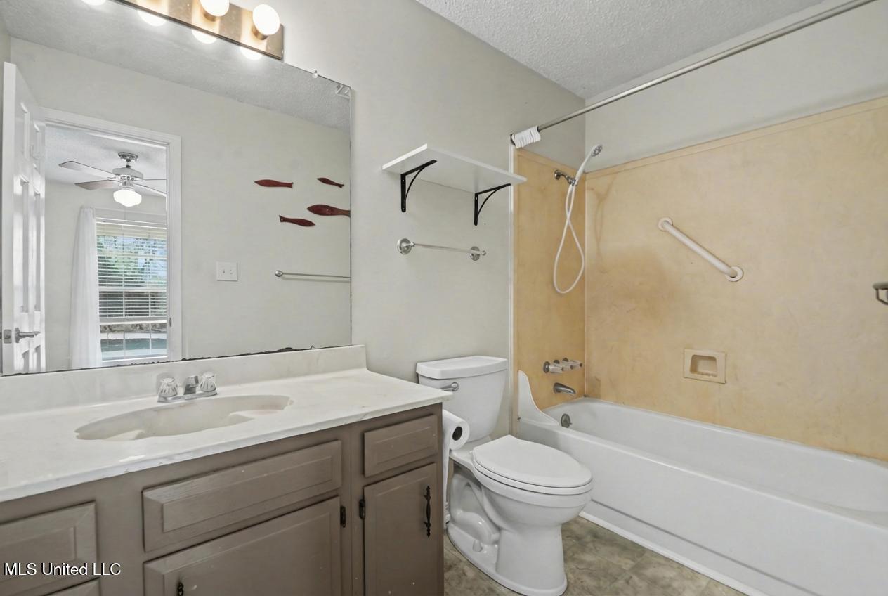 288 Highpoint Drive Property Photo 18