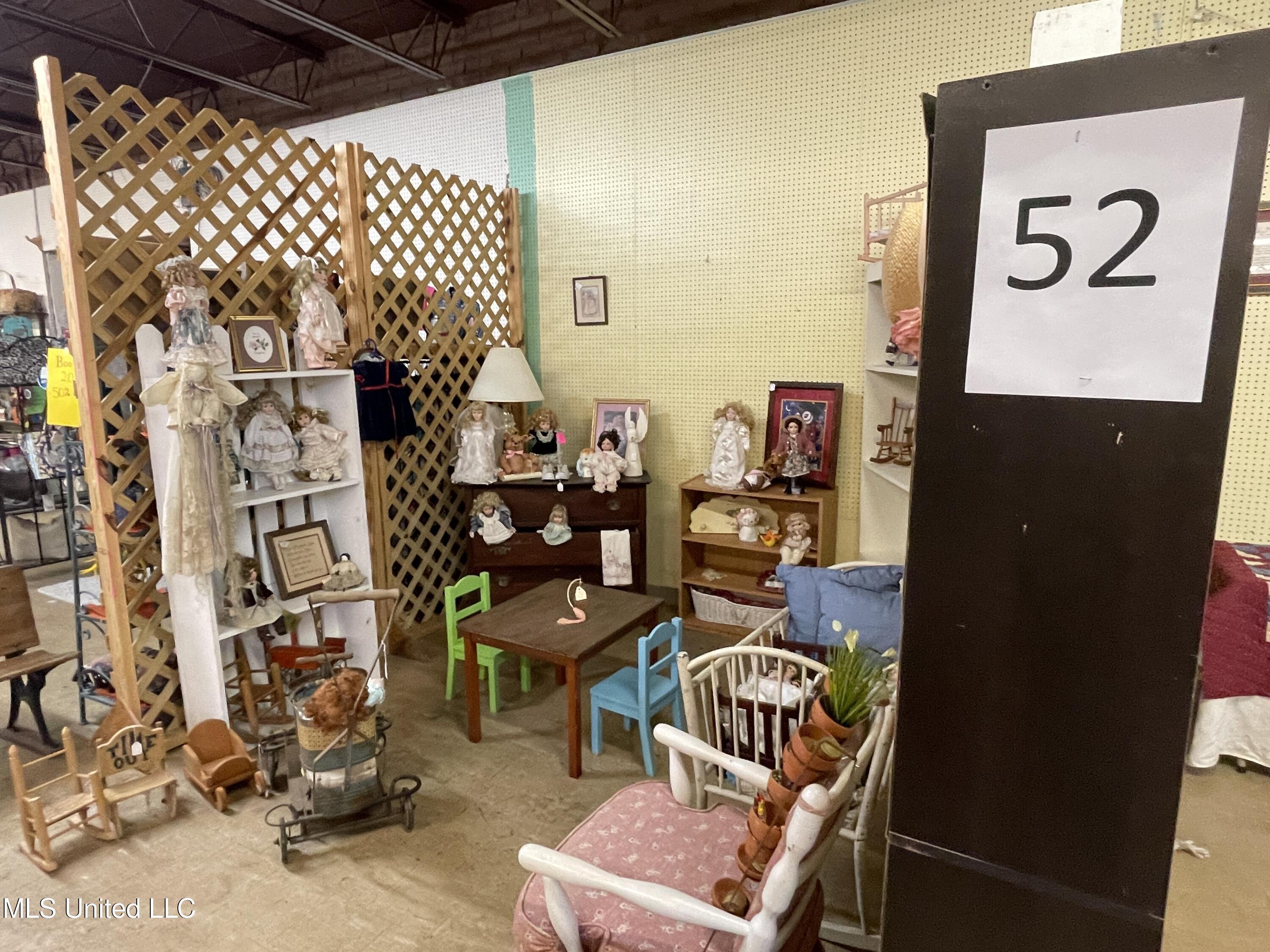 113 N Natchez Street Property Photo 16