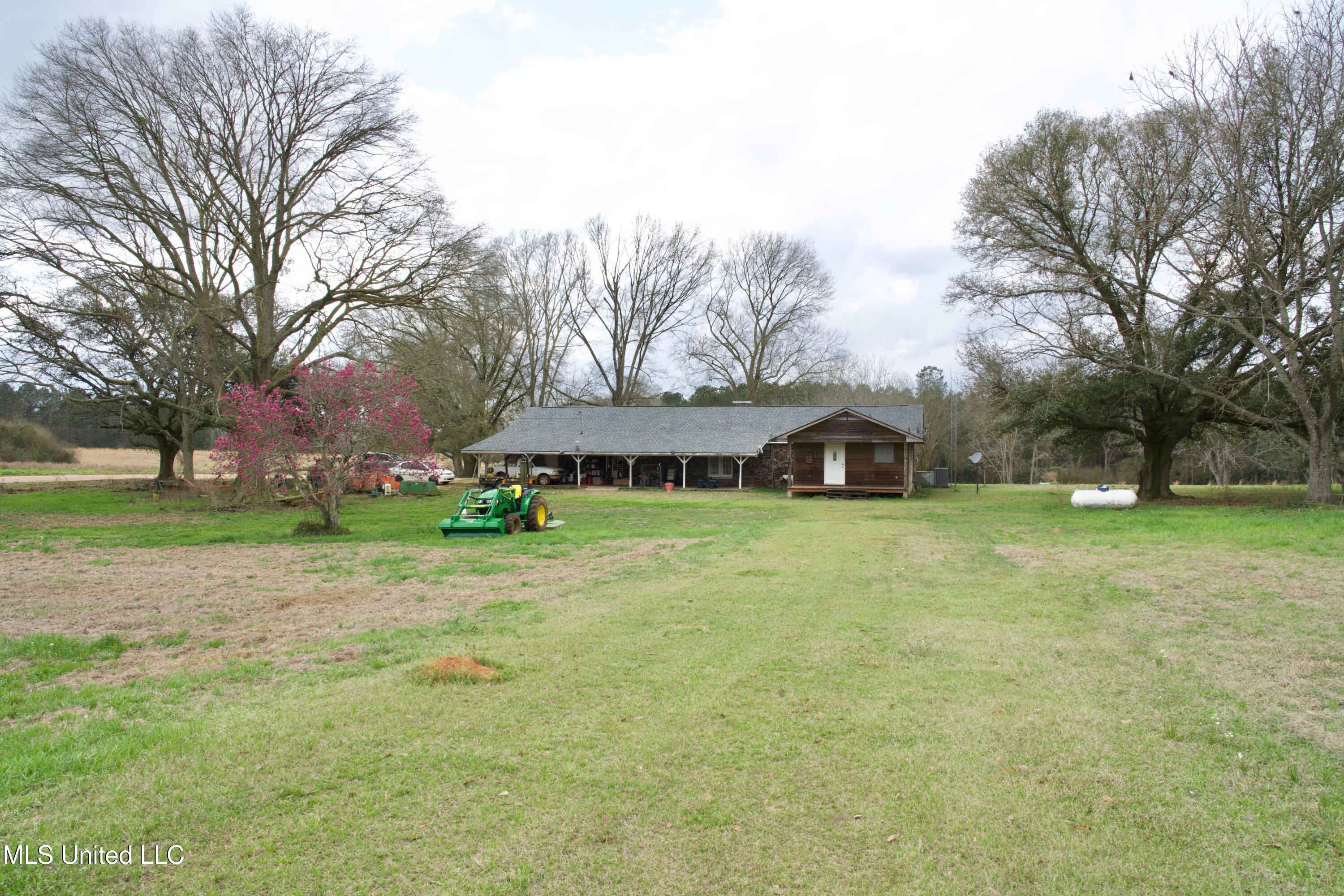 48 Fulgham Road Property Photo 6
