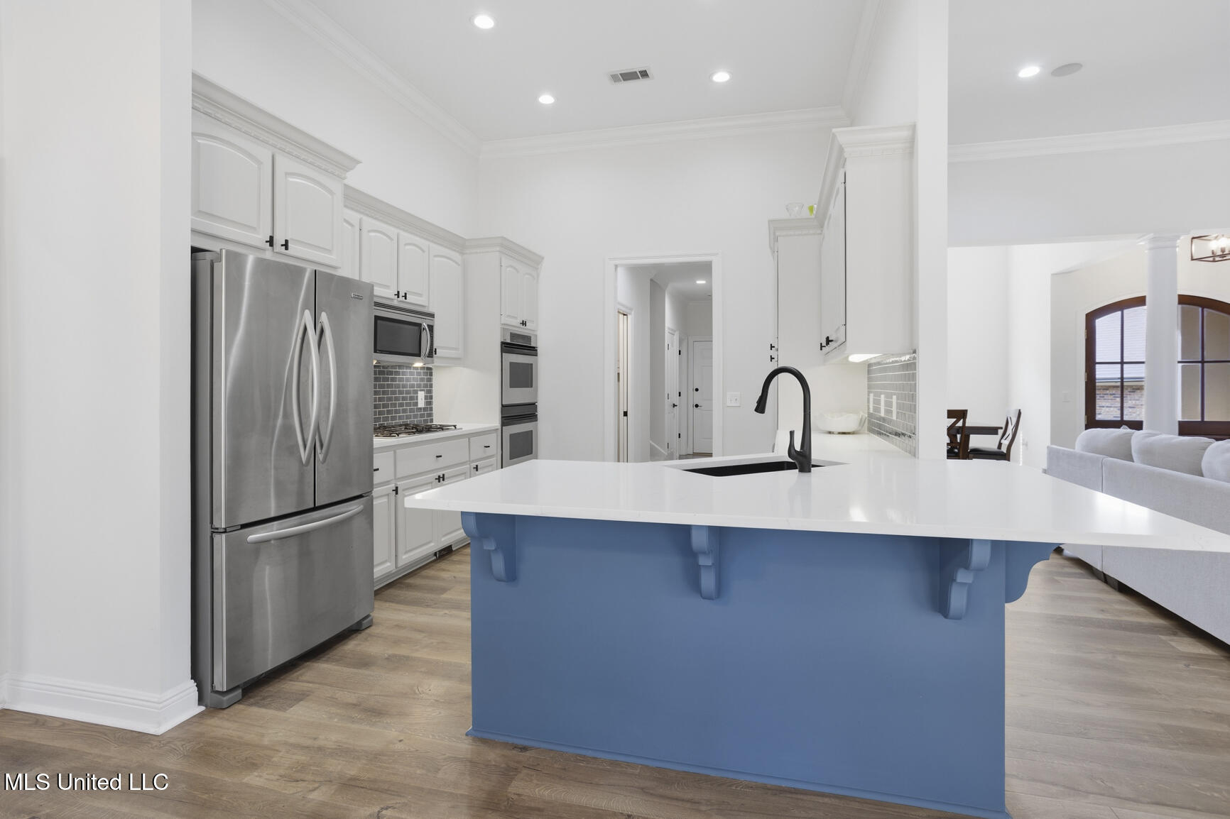 404 Bay Cove Property Photo 18
