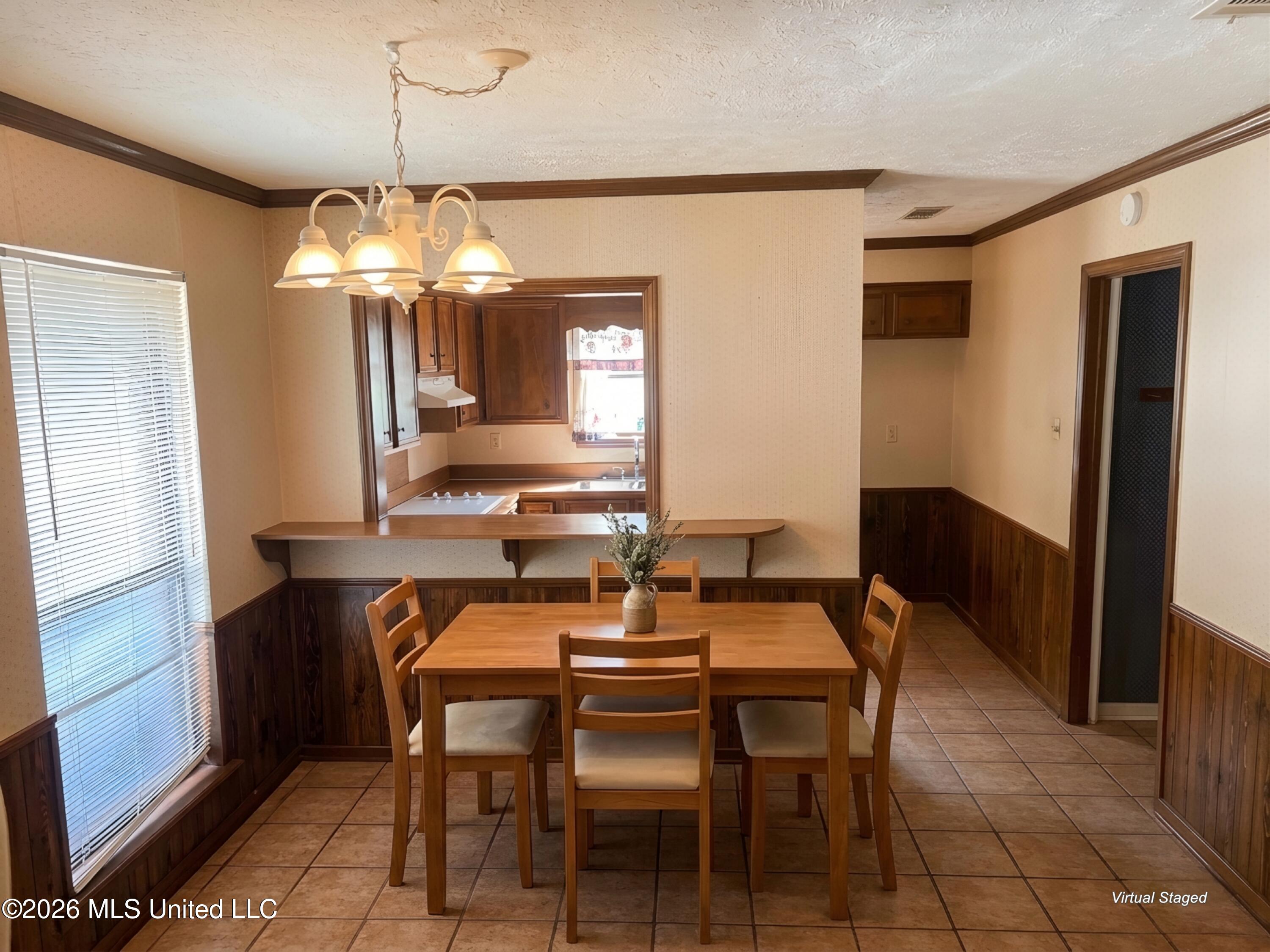 521 Berwick Drive Property Photo 3