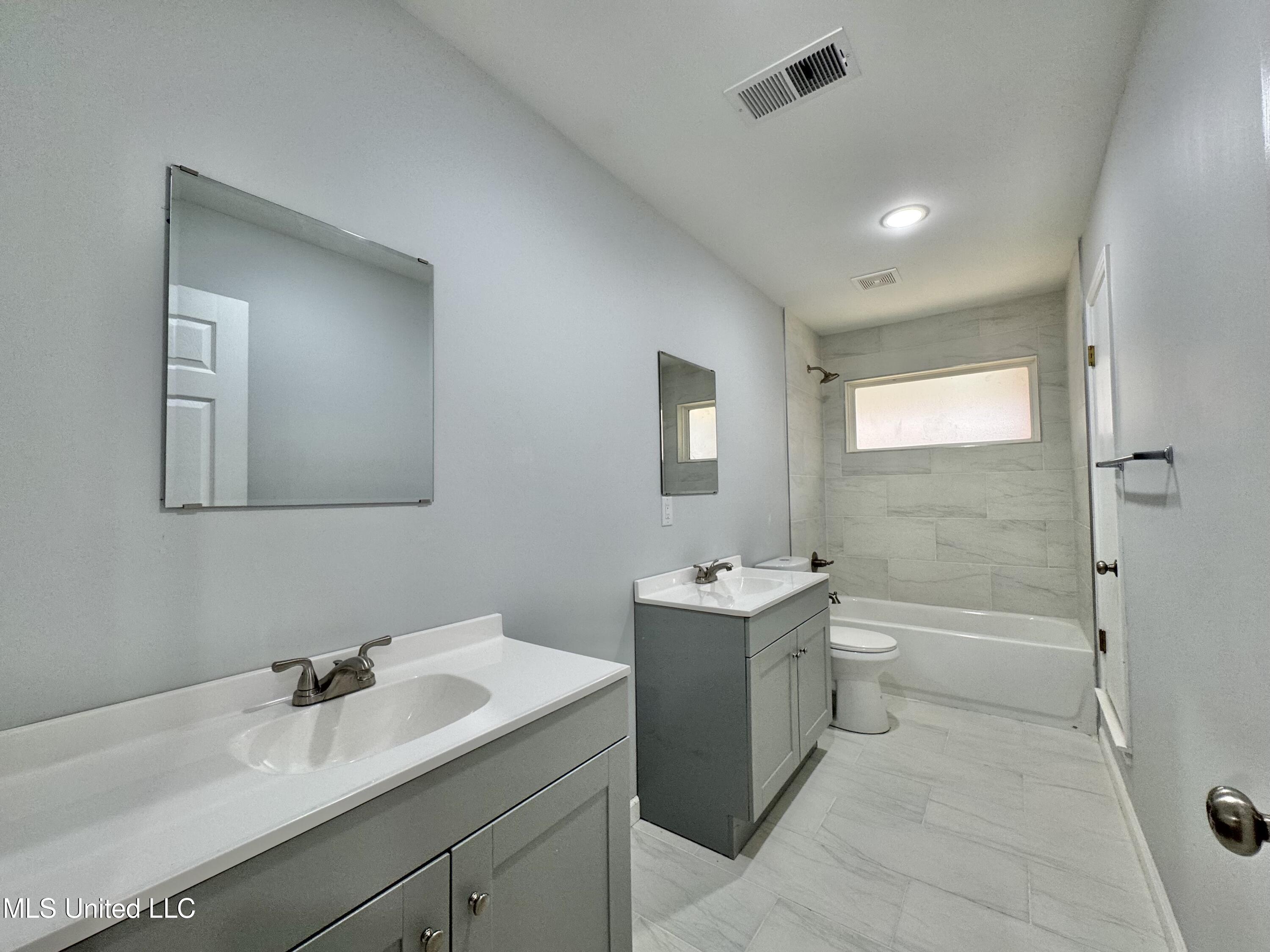 68 River Bend Park Drive Property Photo 19