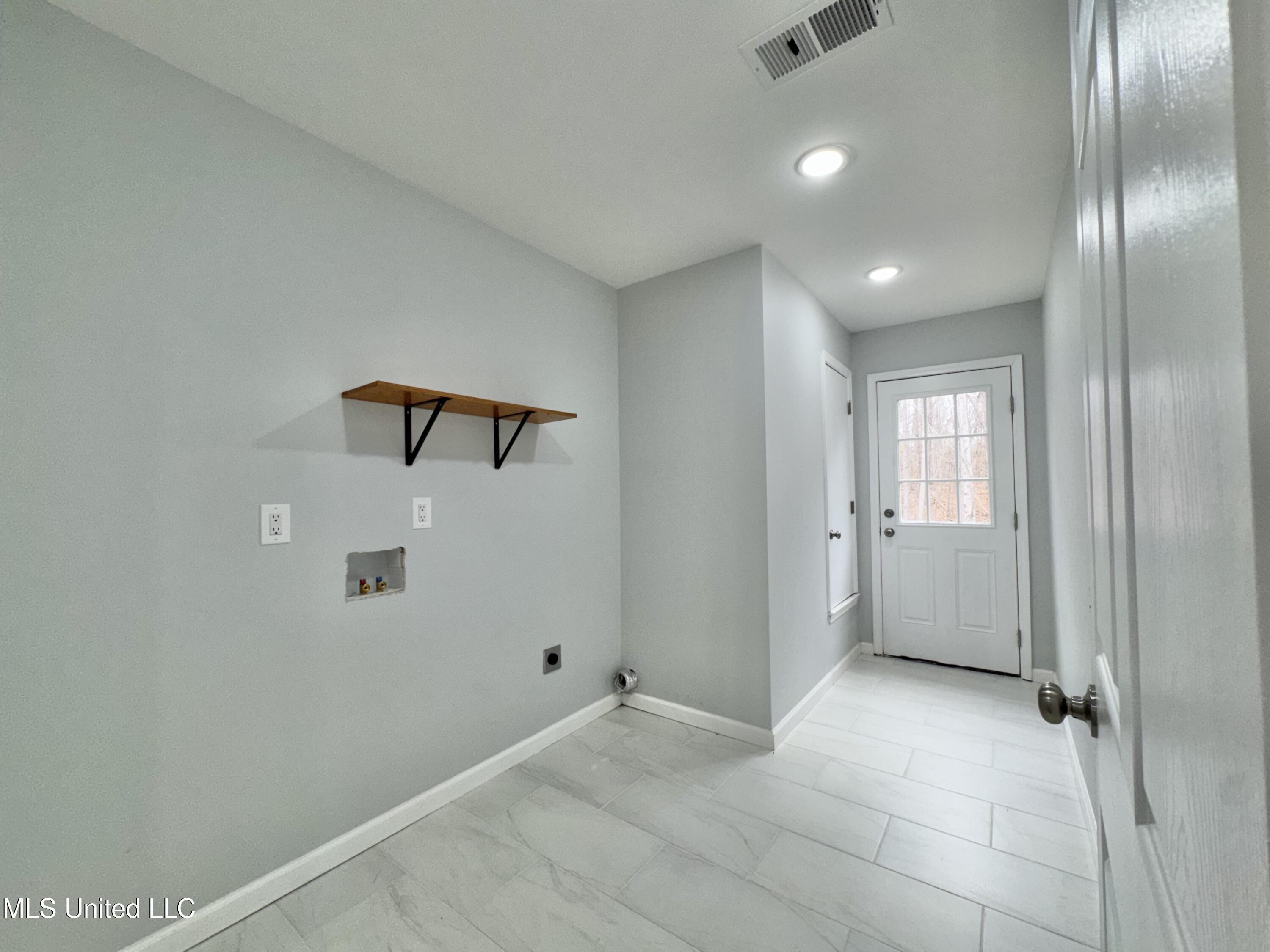68 River Bend Park Drive Property Photo 21
