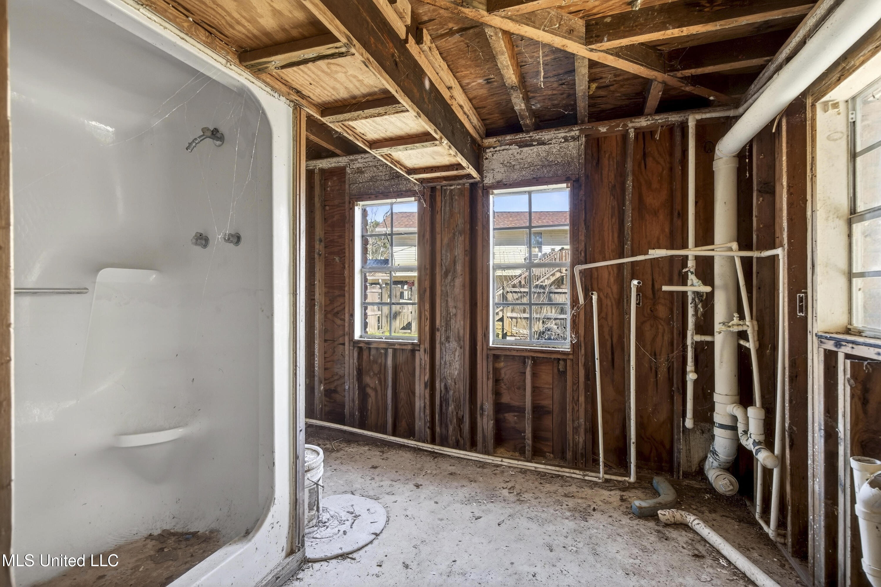 10149 River Drive Property Photo 16
