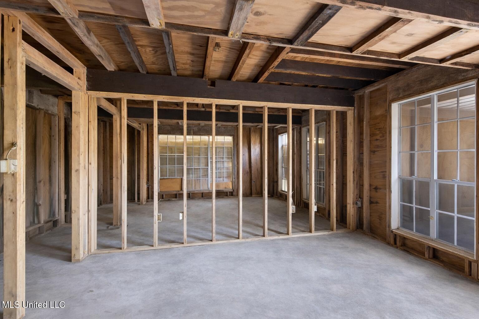 10149 River Drive Property Photo 18