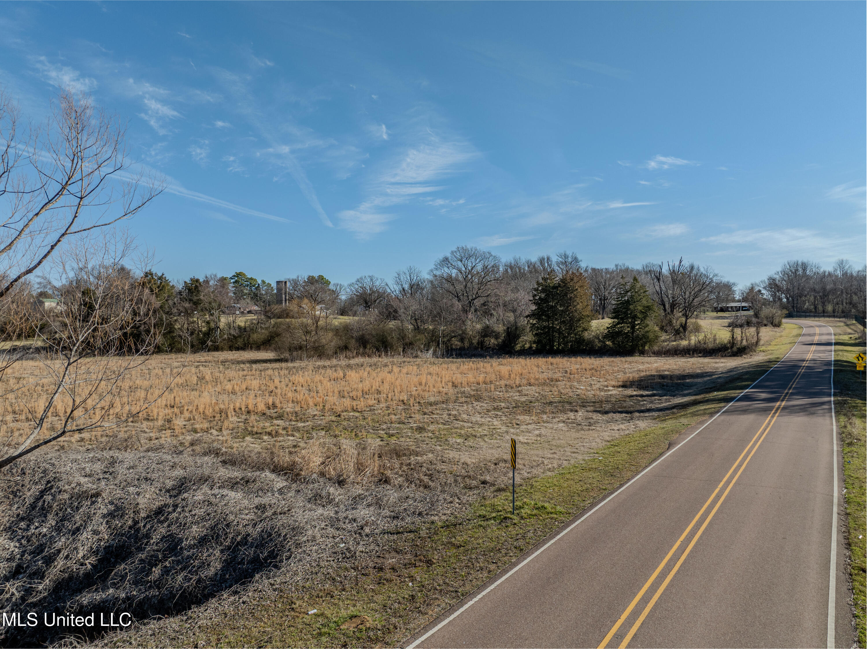 9338 Hudson Road Property Photo 6