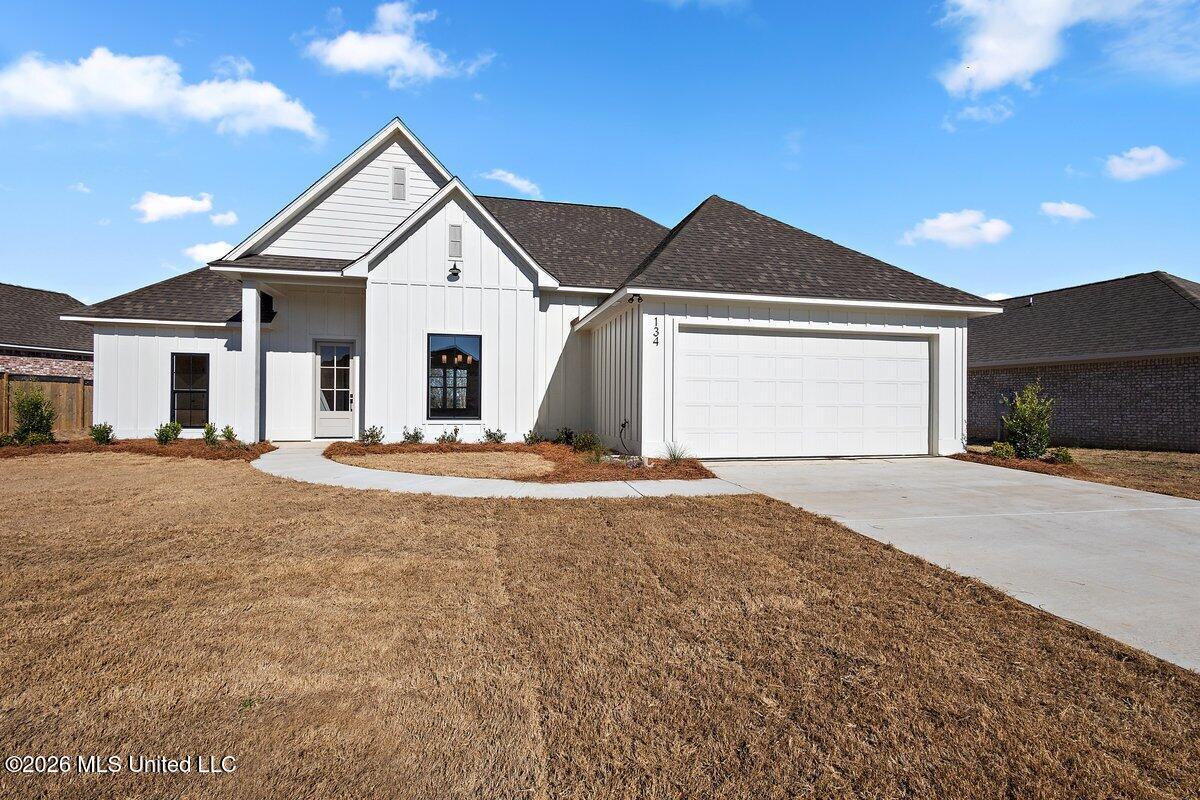 134 Hunters Way Property Photo 1