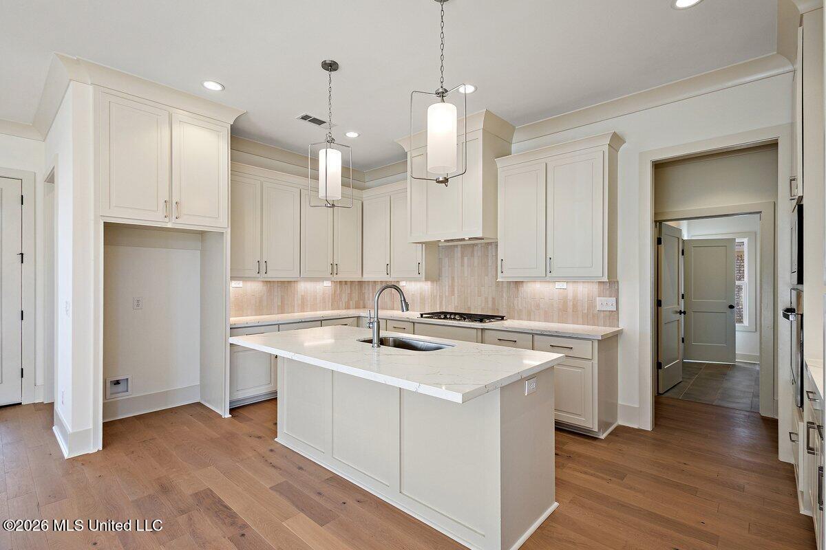 134 Hunters Way Property Photo 4