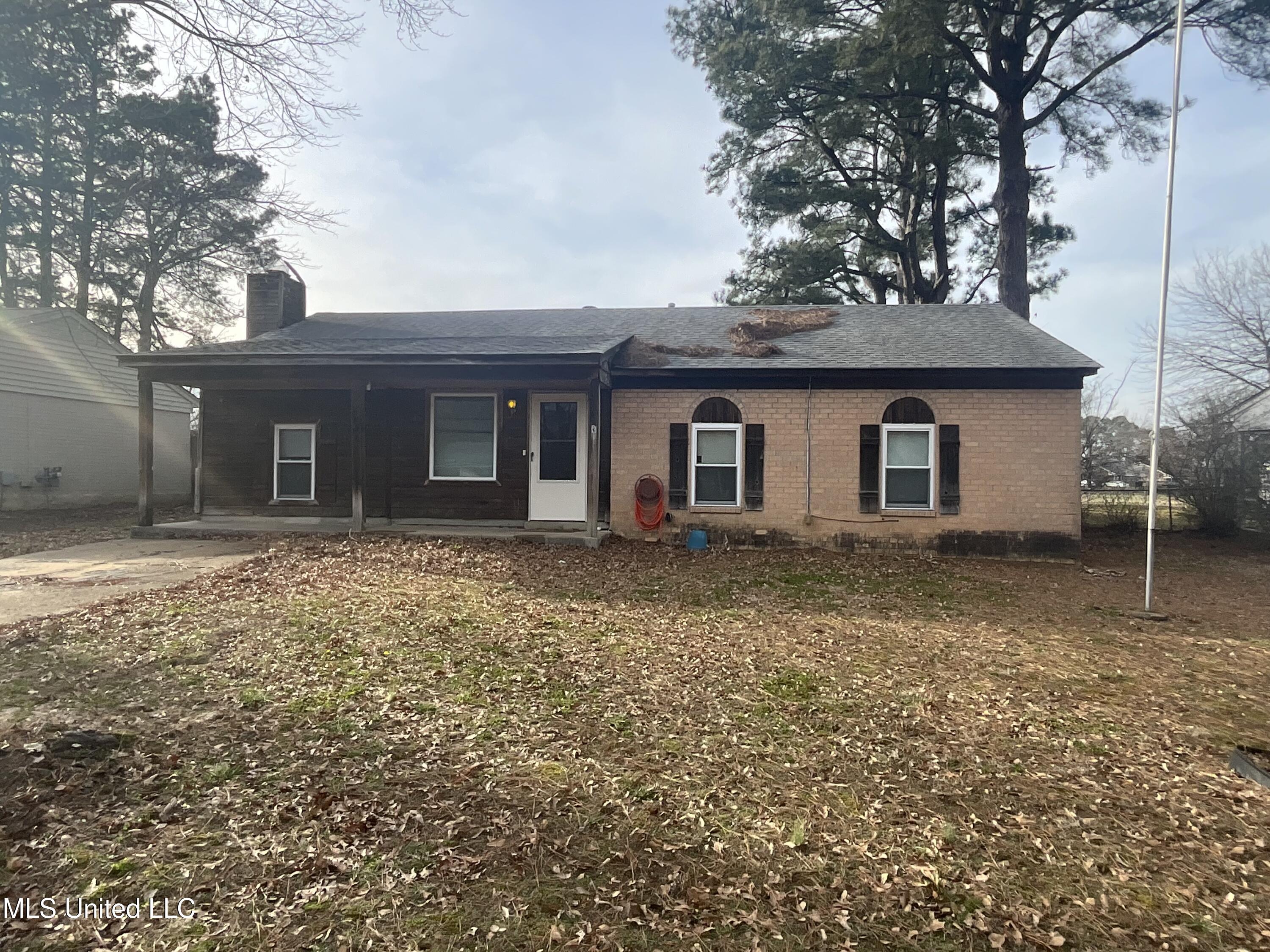 2880 Briarwood Drive Property Photo 1