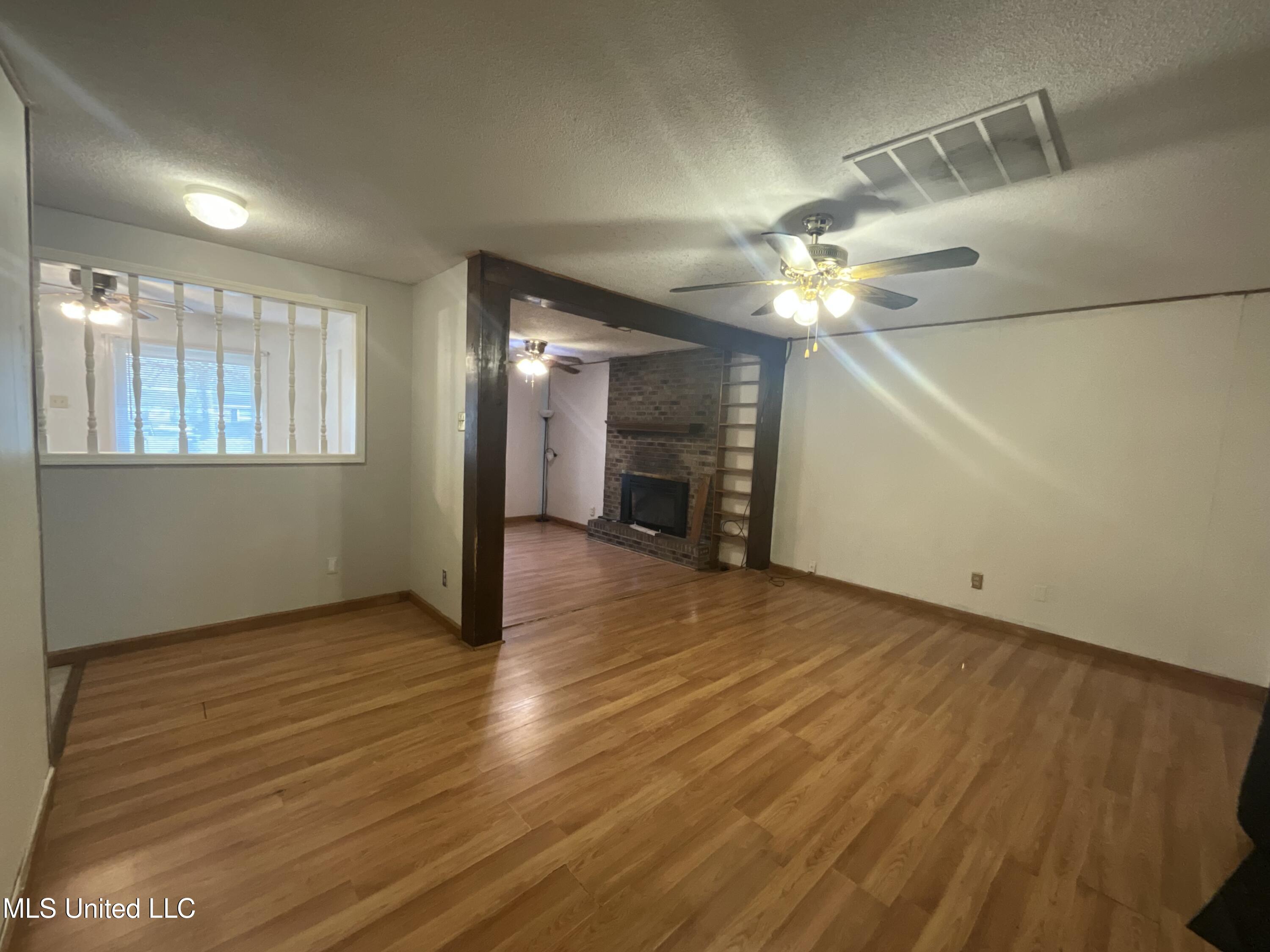 2880 Briarwood Drive Property Photo 6