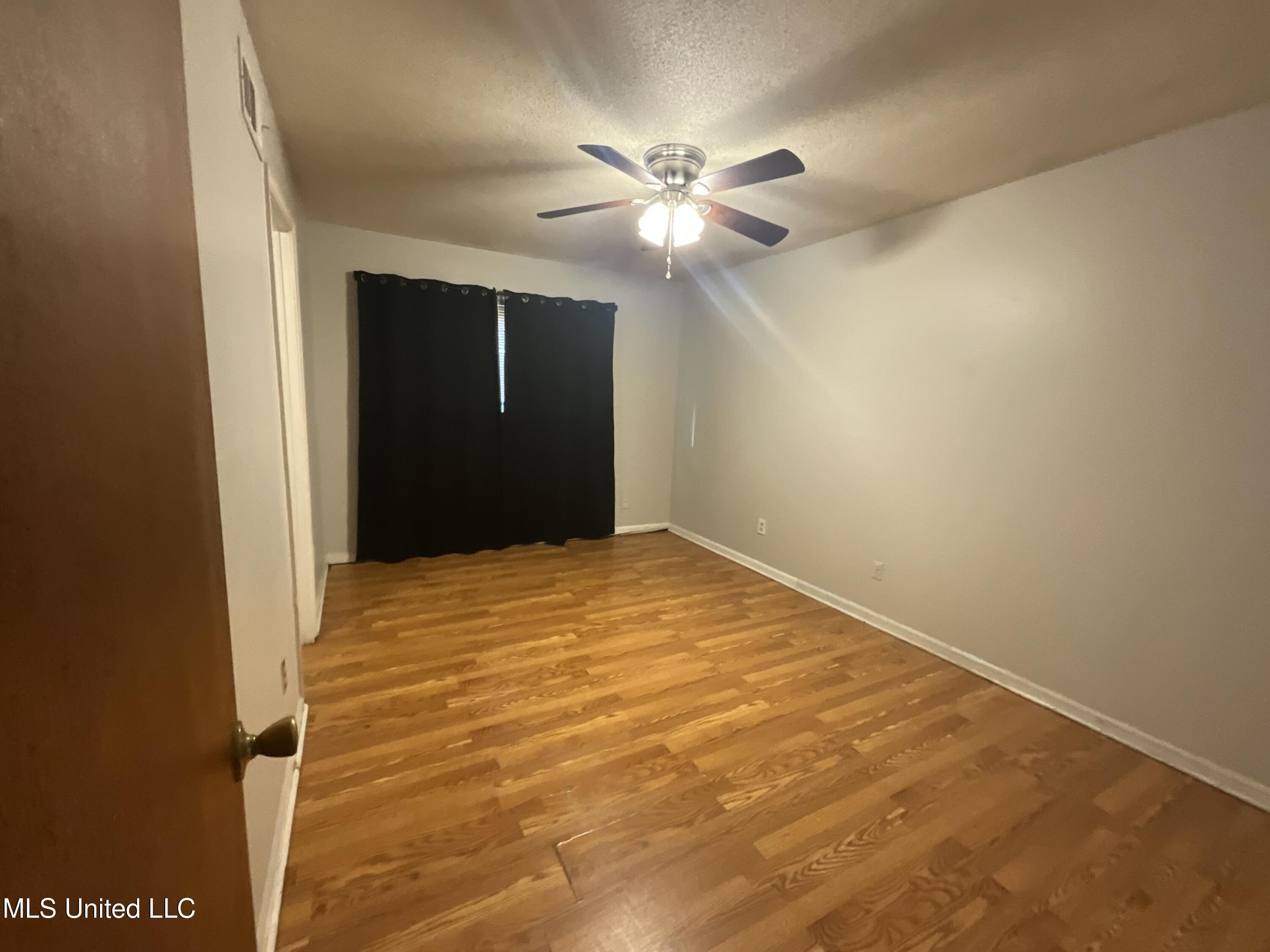 2880 Briarwood Drive Property Photo 12
