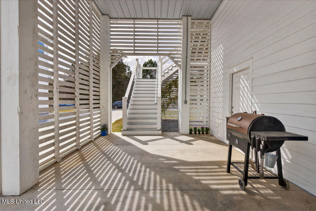 112 Cedar Avenue Property Photo 36