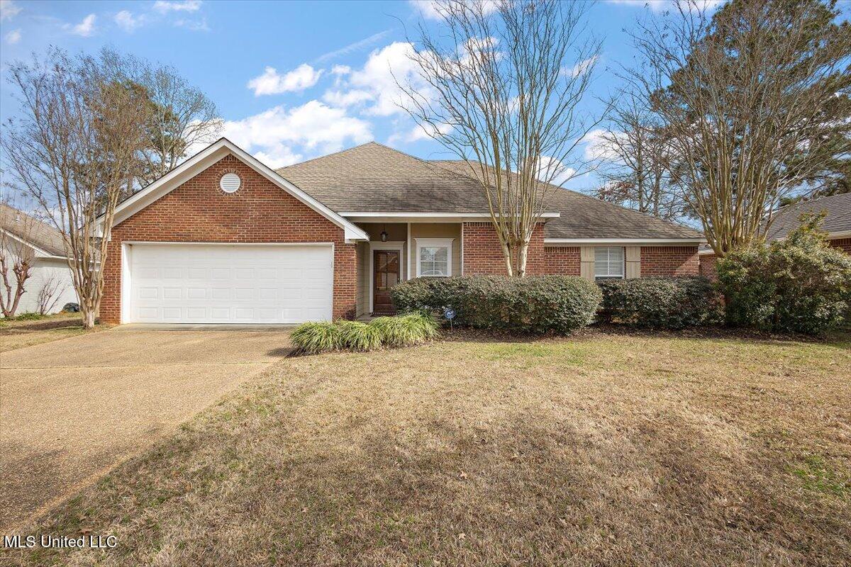 318 Greensboro Drive Property Photo 1
