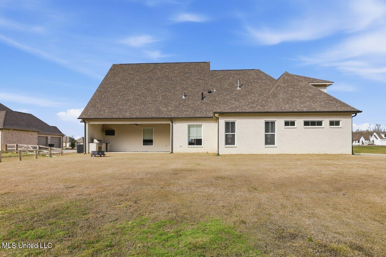400 Calvary Crossing Property Photo 38