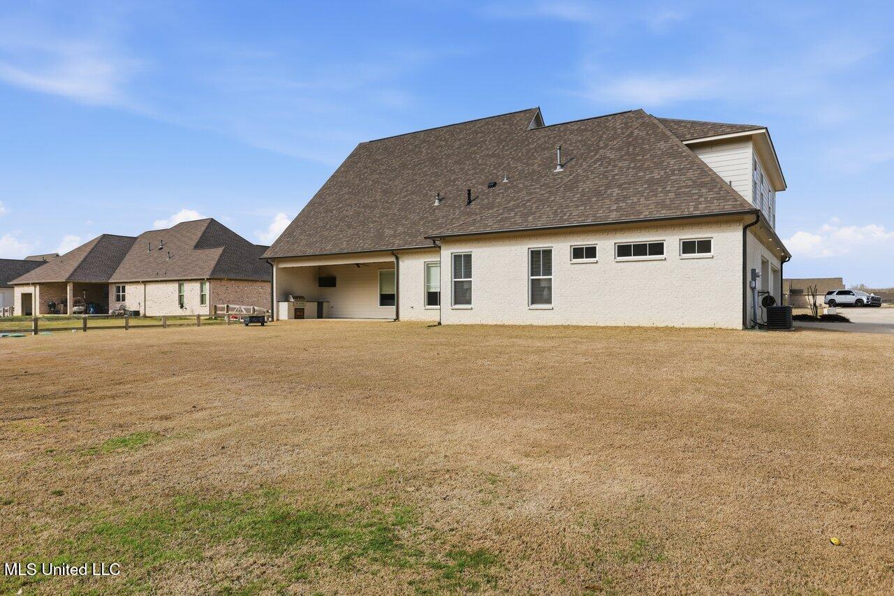 400 Calvary Crossing Property Photo 39
