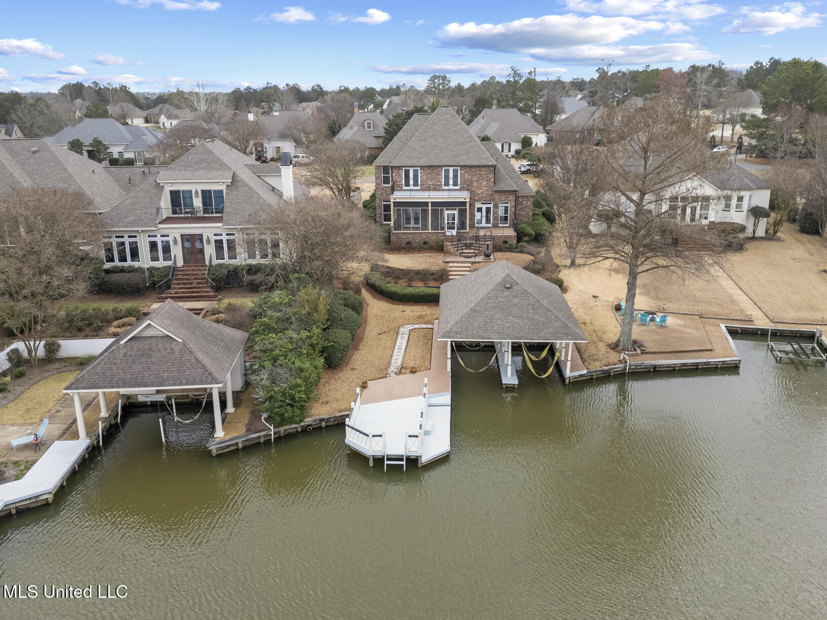 107 Belle Pointe Property Photo 10