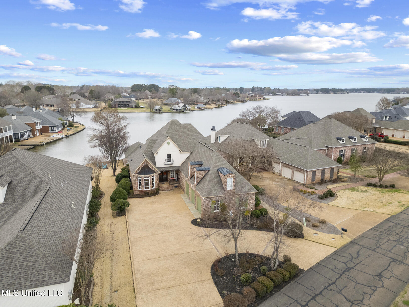 107 Belle Pointe Property Photo 11