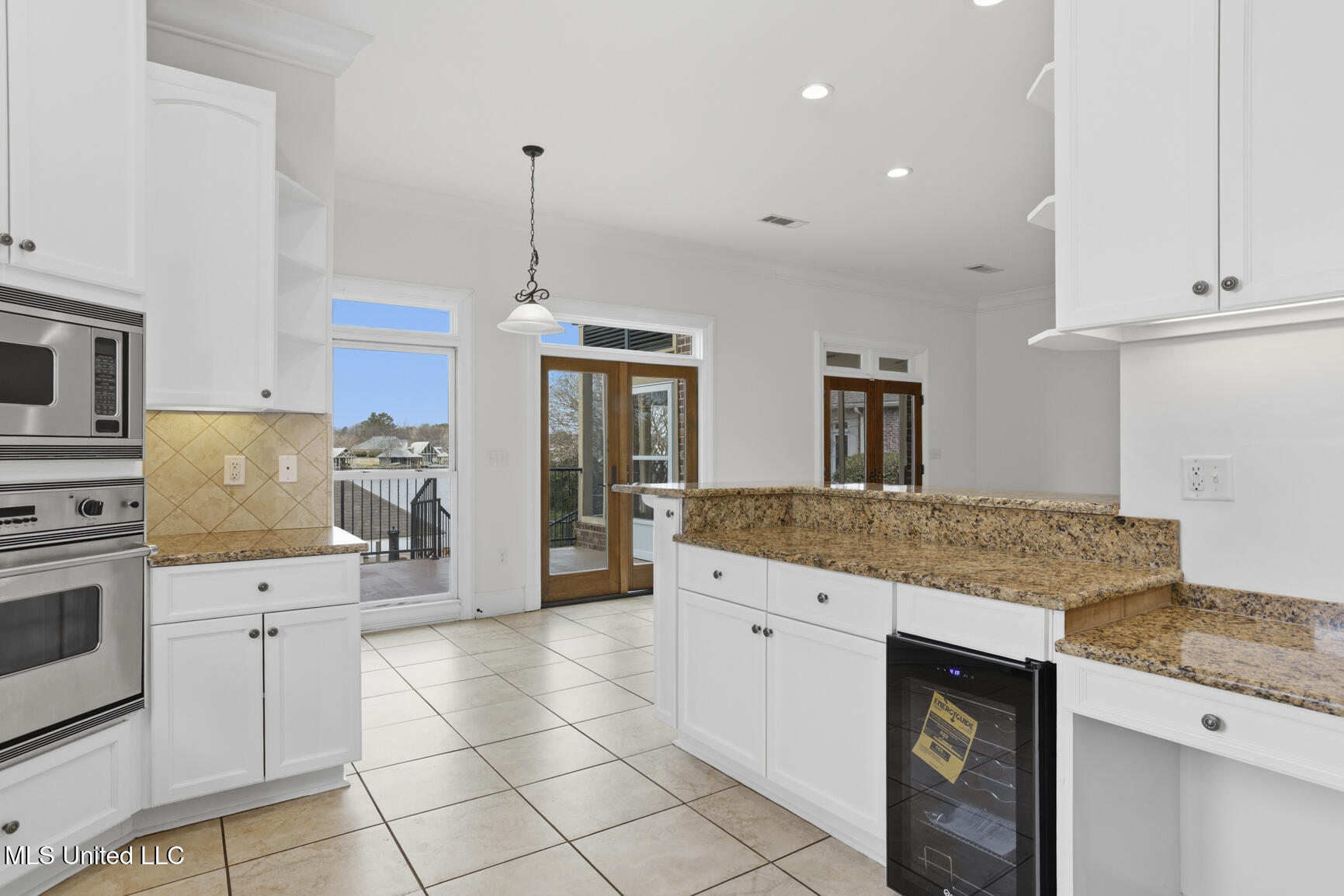 107 Belle Pointe Property Photo 18